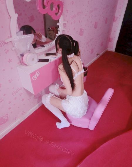 贾一凡